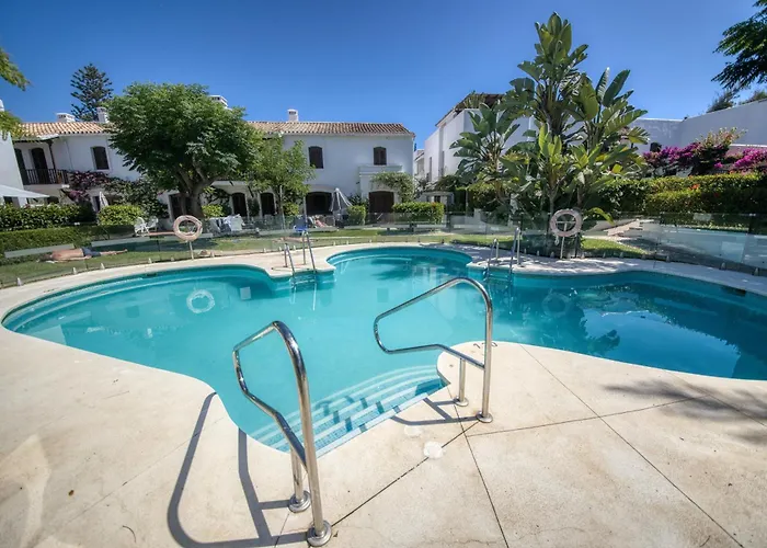 - Playa - 2 Con Jardin Y Acceso Directo A La Piscina Is15 *