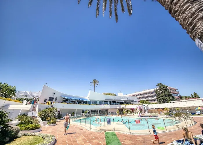 - Playa - 2 Con Jardin Y Acceso Directo A La Piscina Is15 * Estepona