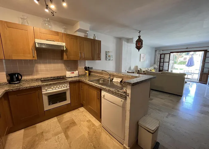 Villa - Playa - 2 Con Jardin Y Acceso Directo A La Piscina Is15