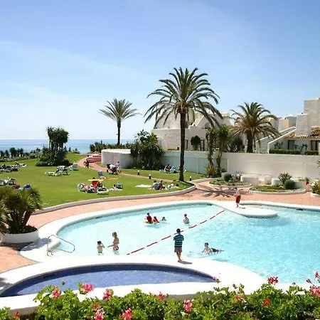 Villa - Playa - 2 Con Jardin Y Acceso Directo A La Piscina Is15 *