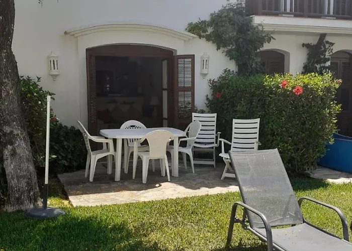 Villa - Playa - 2 Con Jardin Y Acceso Directo A La Piscina Is15 *